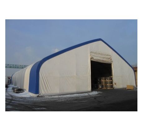 13 × 13 × 7,5 m (Š×D×V), 750–900 g/m2, střecha DP, hangár